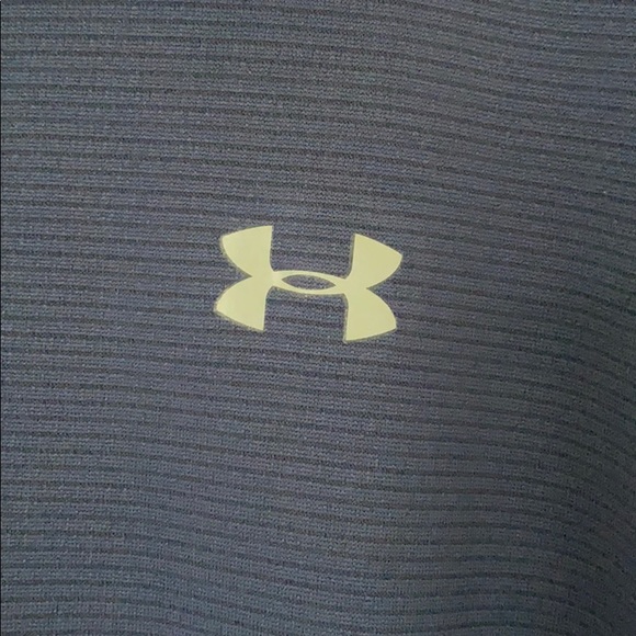 2XL Under Armour Golf Polo - Picture 3 of 3